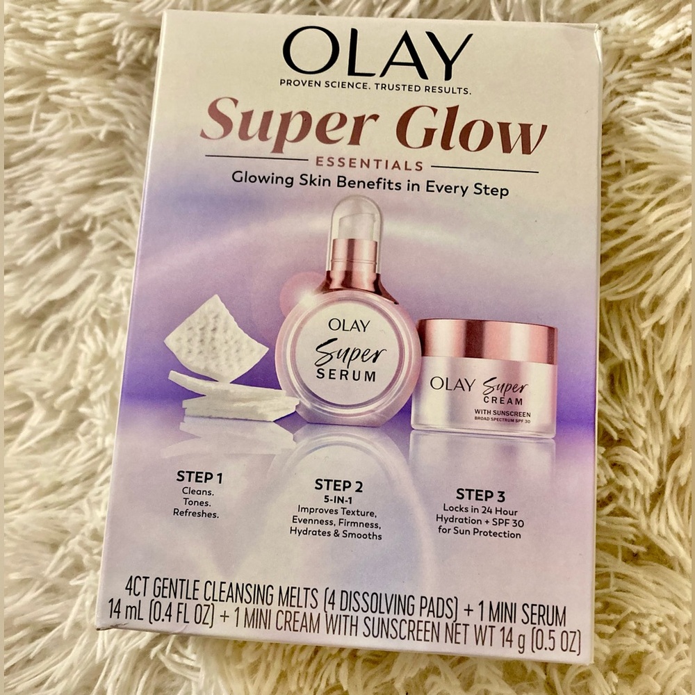 Olay - Super Glow Essentials - Picture 2 of 13